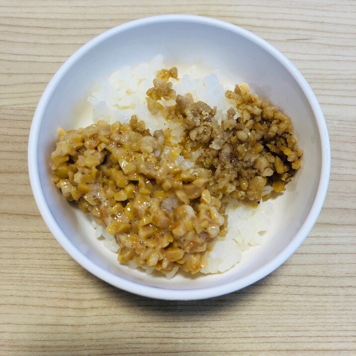 納豆とそぼろの二色丼★幼児